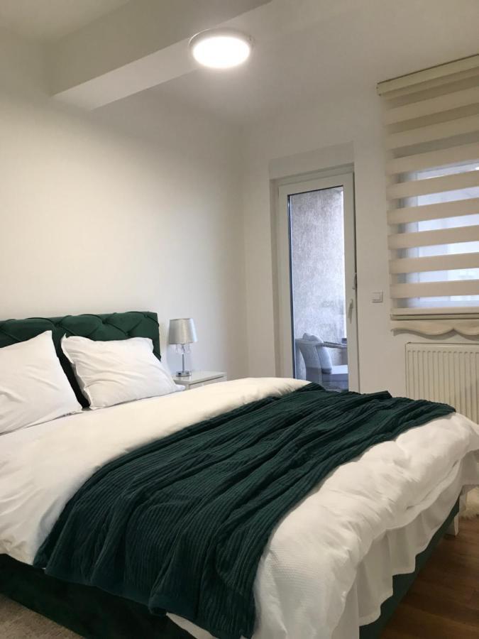 Green Apartment Yeni Pazar Dış mekan fotoğraf